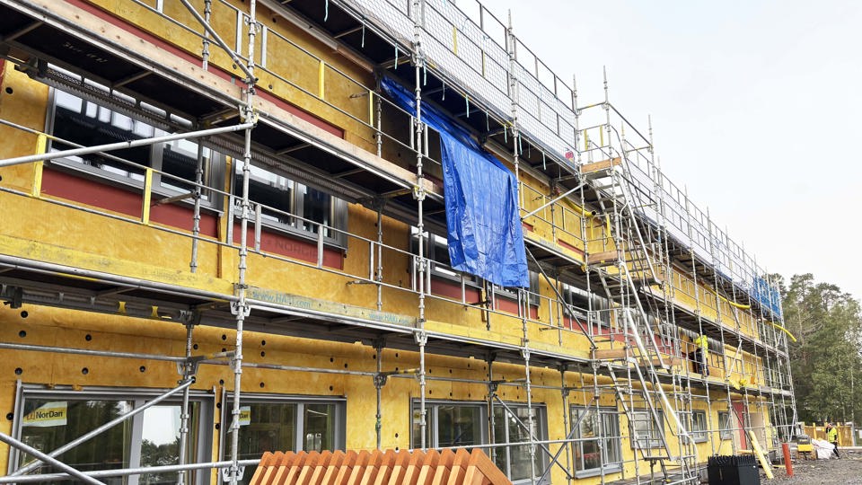 Väggarbeten på en ny förskola som håller på att byggas.